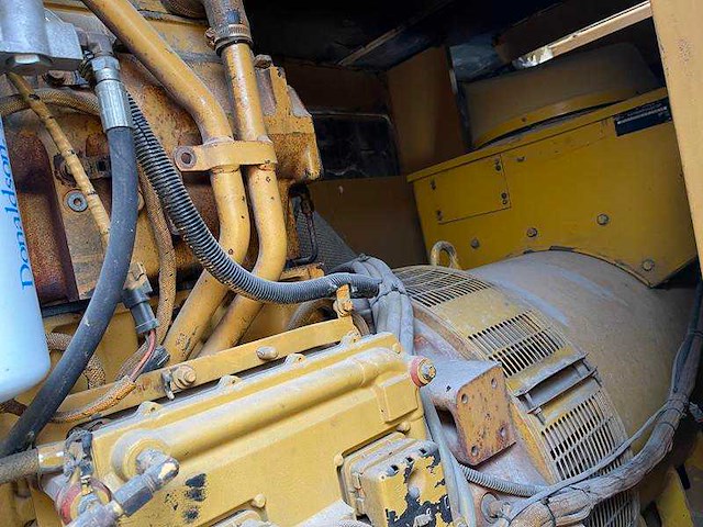 Caterpillar - c 18 - 700 - power generator - afbeelding 1 van  13