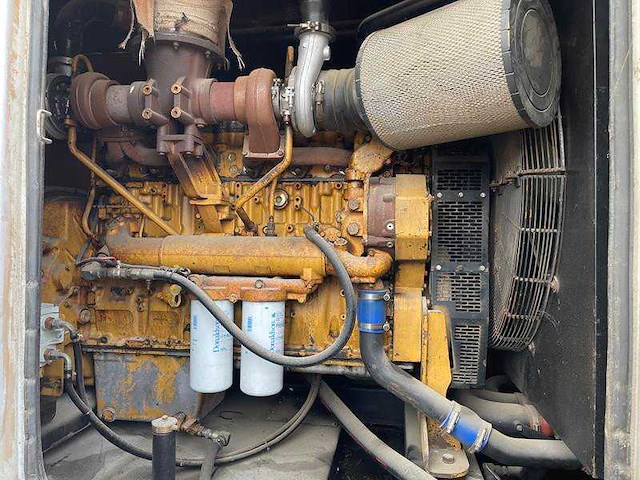 Caterpillar - c 18 - 700 - power generator - afbeelding 6 van  13