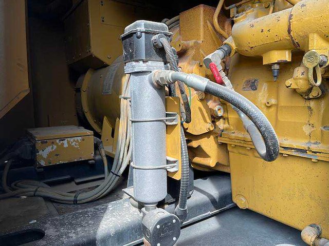Caterpillar - c 18 - 700 - stroomgenerator - afbeelding 6 van  11