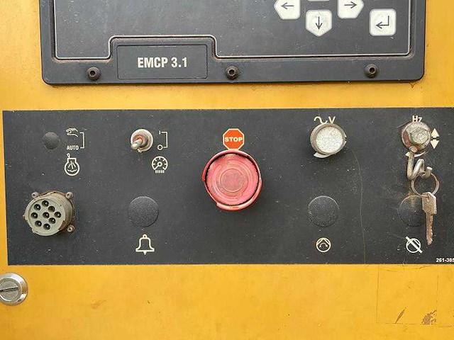Caterpillar - c 18 - 700 - stroomgenerator - afbeelding 8 van  11
