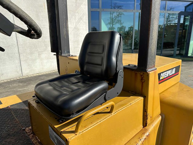 Caterpillar - v130 - vorkheftruck - afbeelding 13 van  41