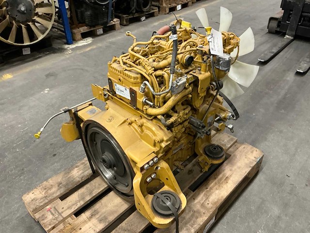 Caterpillar 313 c3.6 dieselmotor - afbeelding 9 van  11