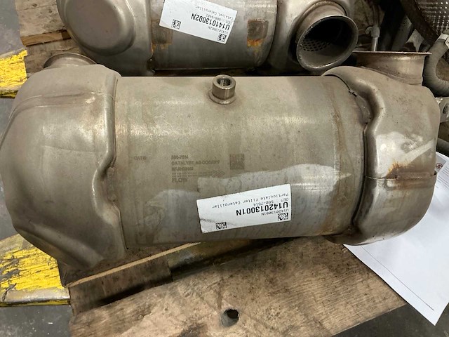 Caterpillar 313 roetfilter - afbeelding 2 van  3