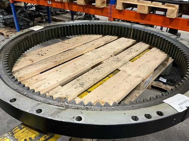 Caterpillar 320 gear bearing swing - afbeelding 3 van  3