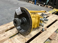 Caterpillar 320 hydraulic swing drive - afbeelding 1 van  4