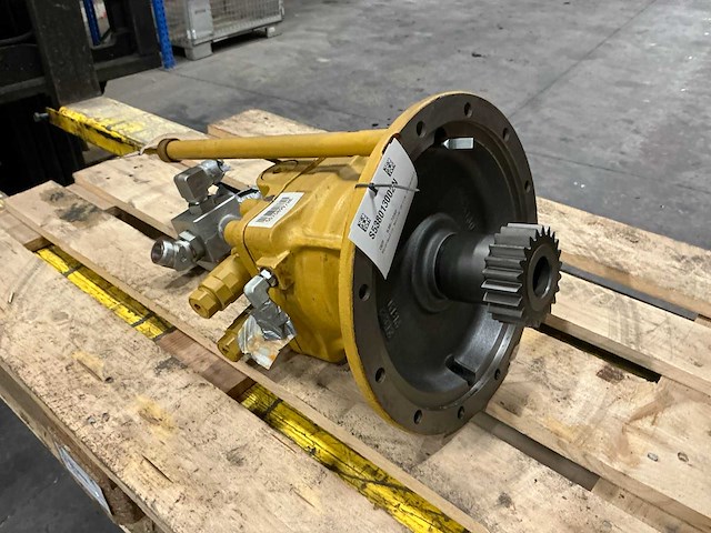 Caterpillar 320 hydraulic swing drive - afbeelding 3 van  4