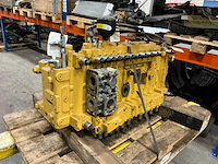 Caterpillar 320 hydraulisch ventiel - afbeelding 5 van  6