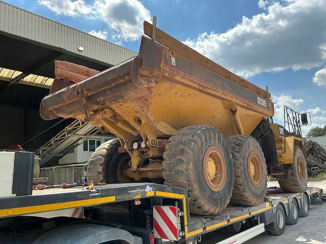 Caterpillar d250e dumper - afbeelding 8 van  11