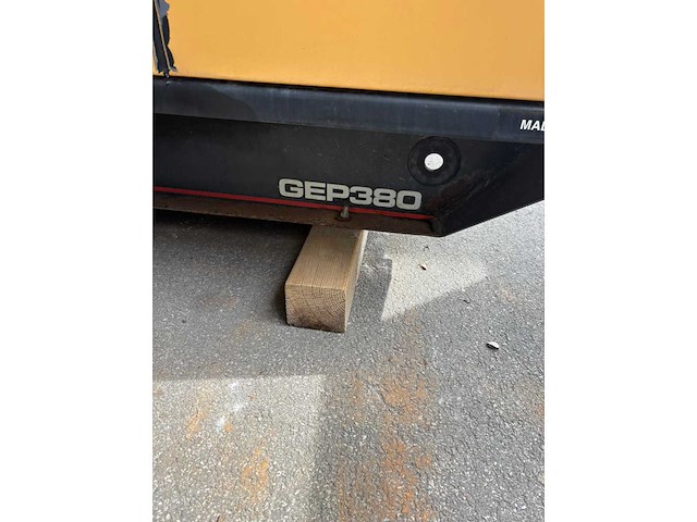 Caterpillar gep380 noodstroomaggregaat - afbeelding 8 van  8