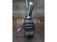 Caterpillar: joystick - afbeelding 2 van  4