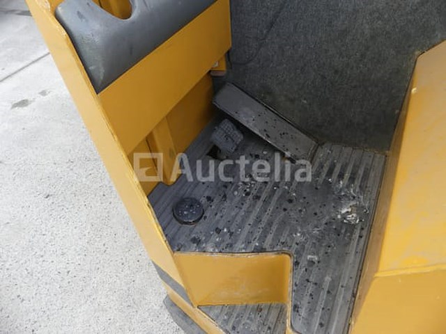 Caterpillar nr14 elektrische reachtruck - afbeelding 8 van  11