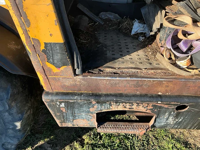 Caterpillar th 82 telescoop - afbeelding 9 van  39