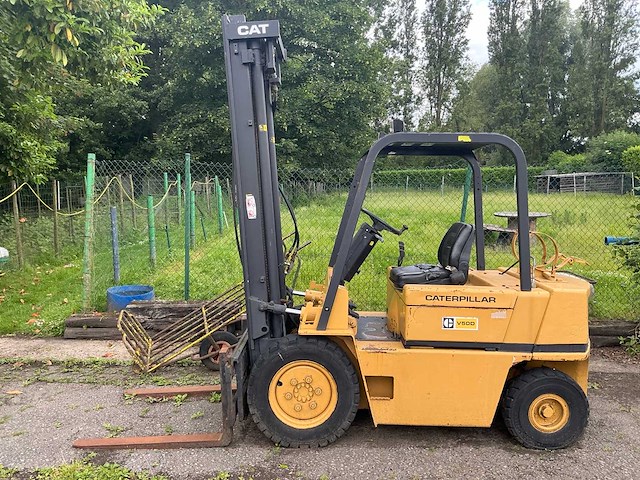 Caterpillar v50d vorkheftruck - afbeelding 2 van  8