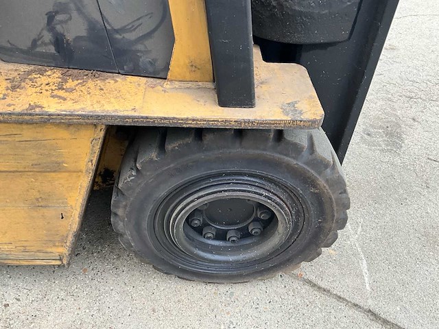 Caterpillar vorkheftruck 1500kg - afbeelding 3 van  18