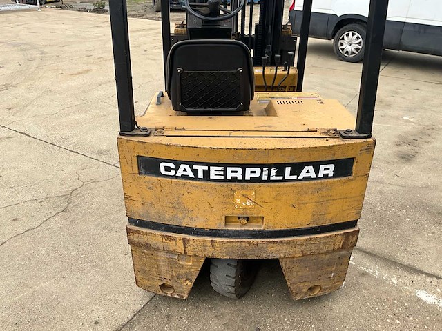 Caterpillar vorkheftruck 1500kg - afbeelding 13 van  18