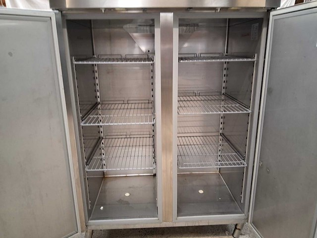 Catertech - 2011 - vriezer - afbeelding 2 van  3