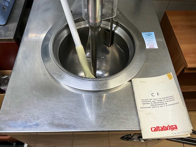 Cattabriga c6 ijsmachine - afbeelding 3 van  10