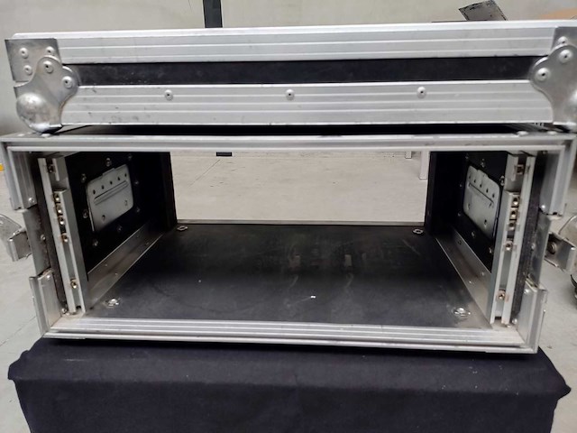Caymon - flightcase - various video equipment - afbeelding 4 van  6