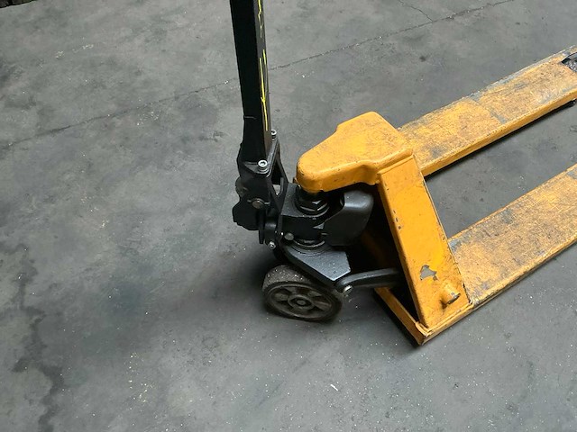 Cbg iii hand hydraulische palletwagen - afbeelding 4 van  6