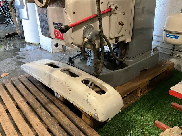 Cbm freesmachine - afbeelding 19 van  28