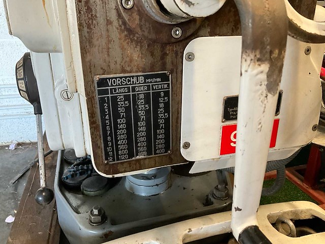 Cbm freesmachine - afbeelding 4 van  12