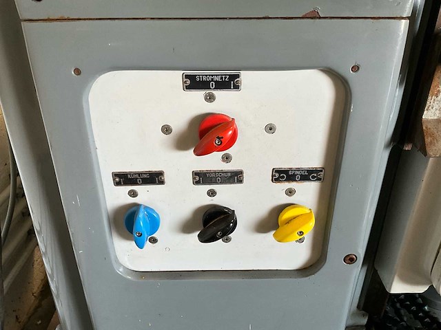 Cbm freesmachine - afbeelding 7 van  12