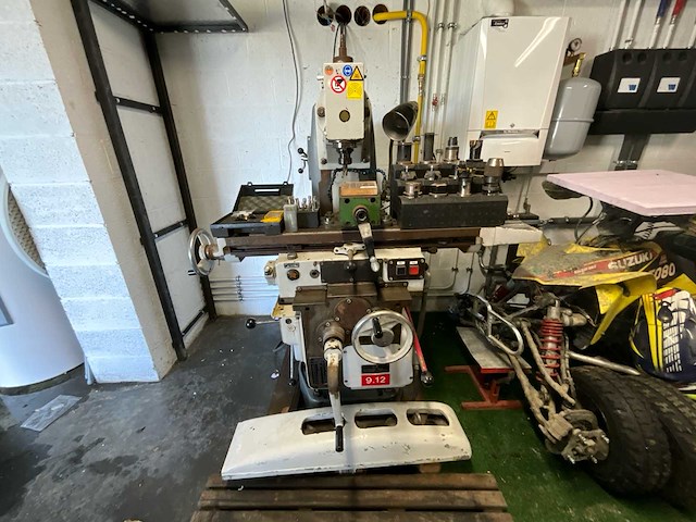 Cbm freesmachine - afbeelding 6 van  12