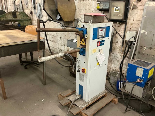 Cea zp 28 puntlasmachine - afbeelding 1 van  8