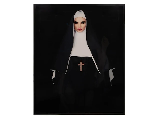 Cécile plaisance (1968), 'nun alex #2018' (2017), original print on lenticular sheet, n° 5/8 163.5 x 123.5 cm. (64.37 x 48.61 in.) - afbeelding 5 van  11