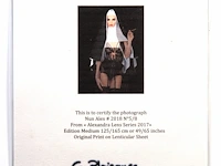 Cécile plaisance (1968), 'nun alex #2018' (2017), original print on lenticular sheet, n° 5/8 163.5 x 123.5 cm. (64.37 x 48.61 in.) - afbeelding 8 van  11