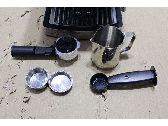 Cecotec express coffee maker - afbeelding 3 van  6