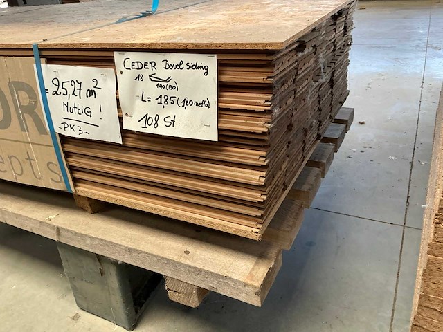 Ceder (bevel siding) gevelplanken (108x) - afbeelding 2 van  5