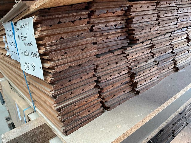 Ceder (bevel siding) gevelplanken (108x) - afbeelding 3 van  6