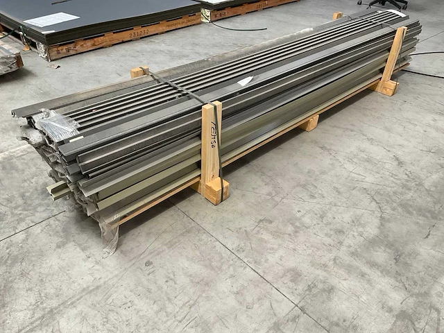 Cedral lintel gevelstrook eind profielen - afbeelding 1 van  4