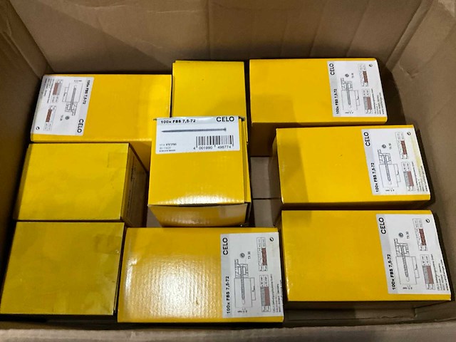 Celo fbs 7,5-72 raamschroeven 100 stuks (9x) - afbeelding 1 van  3