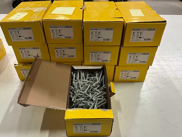Celo np 6-40 nagelpluggen 300 stuks (13x) - afbeelding 1 van  4