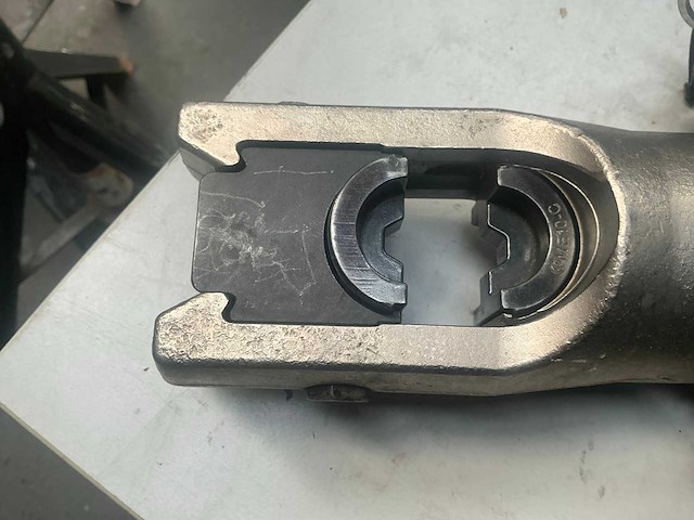 Cembre b1350-uc accu kabelschoentang - afbeelding 4 van  8