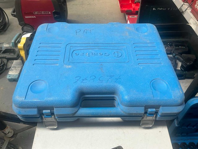 Cembre b500 accu kabelschoentang - afbeelding 3 van  11