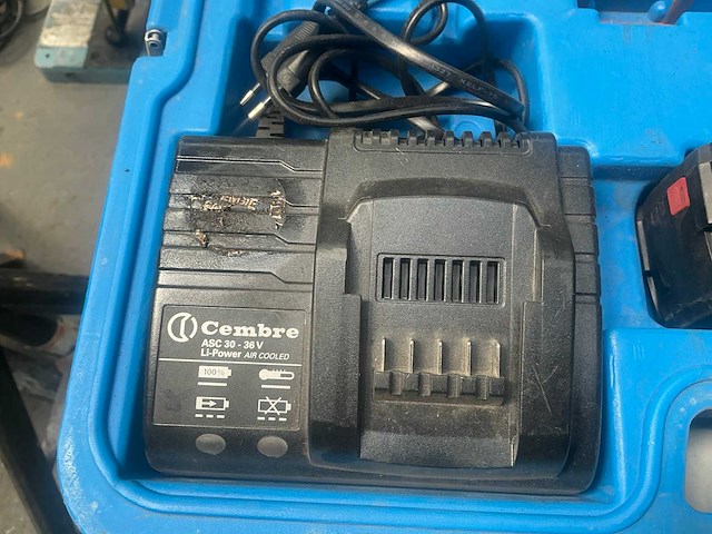 Cembre b500 accu kabelschoentang - afbeelding 9 van  11