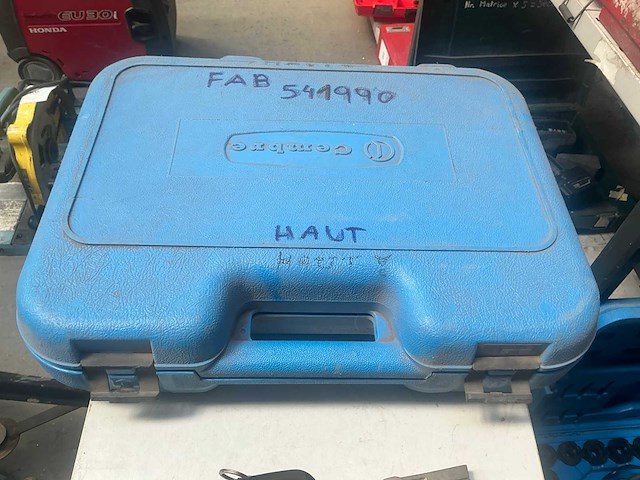 Cembre b51 accu kabelschoentang - afbeelding 8 van  9