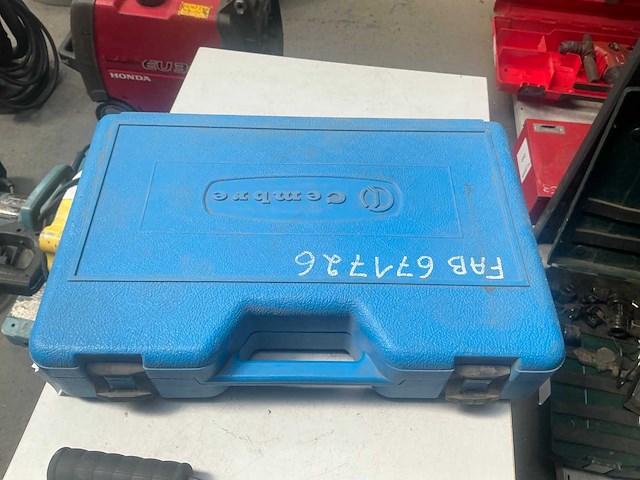 Cembre ht45 hand hydraulische kabelschoentang - afbeelding 7 van  7