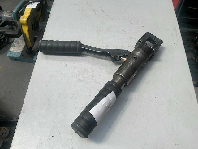 Cembre ht45 hand hydraulische kabelschoentang - afbeelding 2 van  4