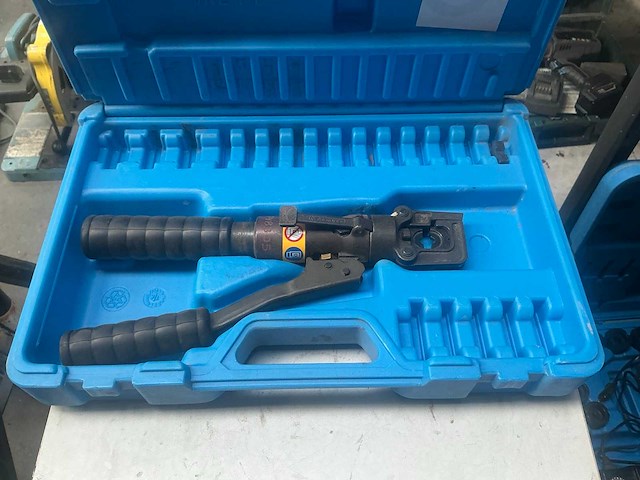 Cembre ht45 hand hydraulische kabelschoentang - afbeelding 2 van  7