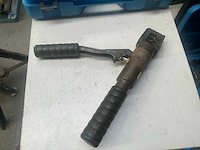 Cembre ht45 hand hydraulische kabelschoentang - afbeelding 4 van  7