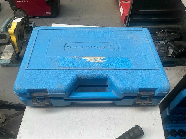 Cembre ht45 hand hydraulische kabelschoentang - afbeelding 7 van  7