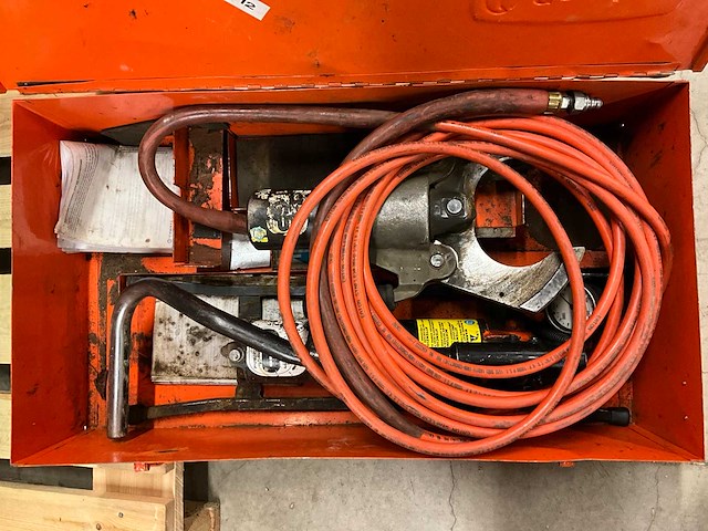 Cembre hydraulische kabelsnijtang - afbeelding 1 van  4
