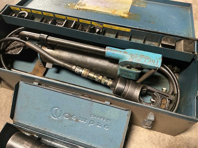 Cembre manueel hydraulische pomp - afbeelding 2 van  5