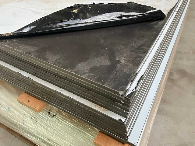 Cembrit diverse vezelcementplaten (160x) - afbeelding 6 van  12