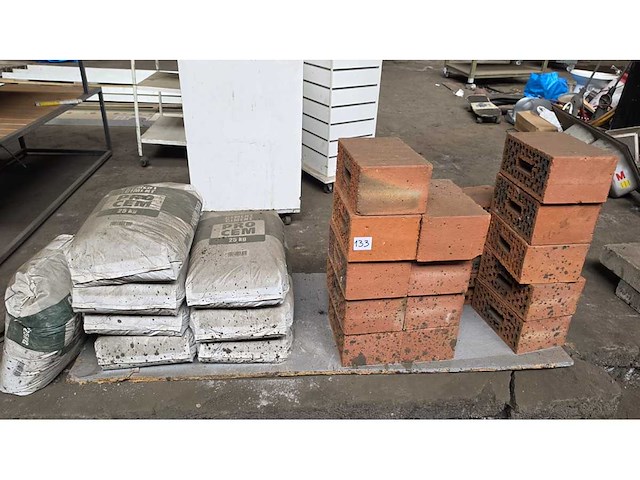 Cement 7x25kg en 18 snelbouwstenen - afbeelding 3 van  13