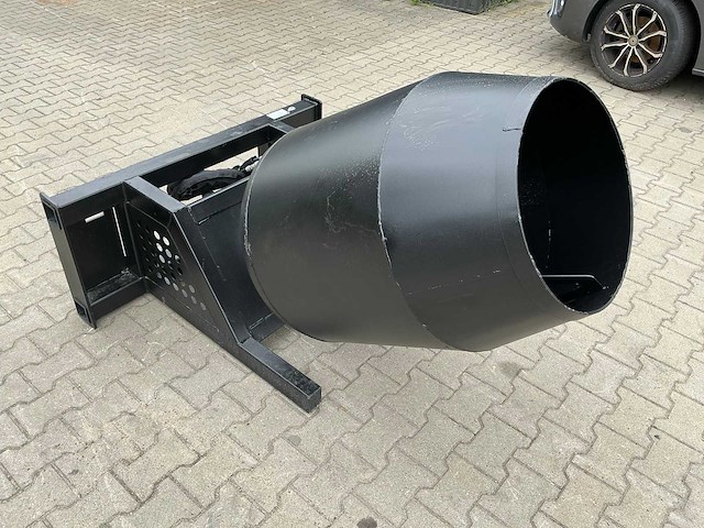 Cementmixer - afbeelding 4 van  10